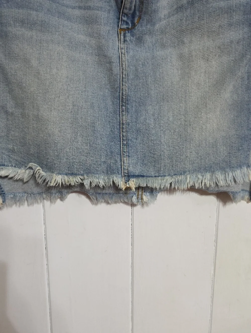 Joe's Collector's Edition Women's Denim Skirt Light Wash Frayed Hem‎ Sz 29 EUC